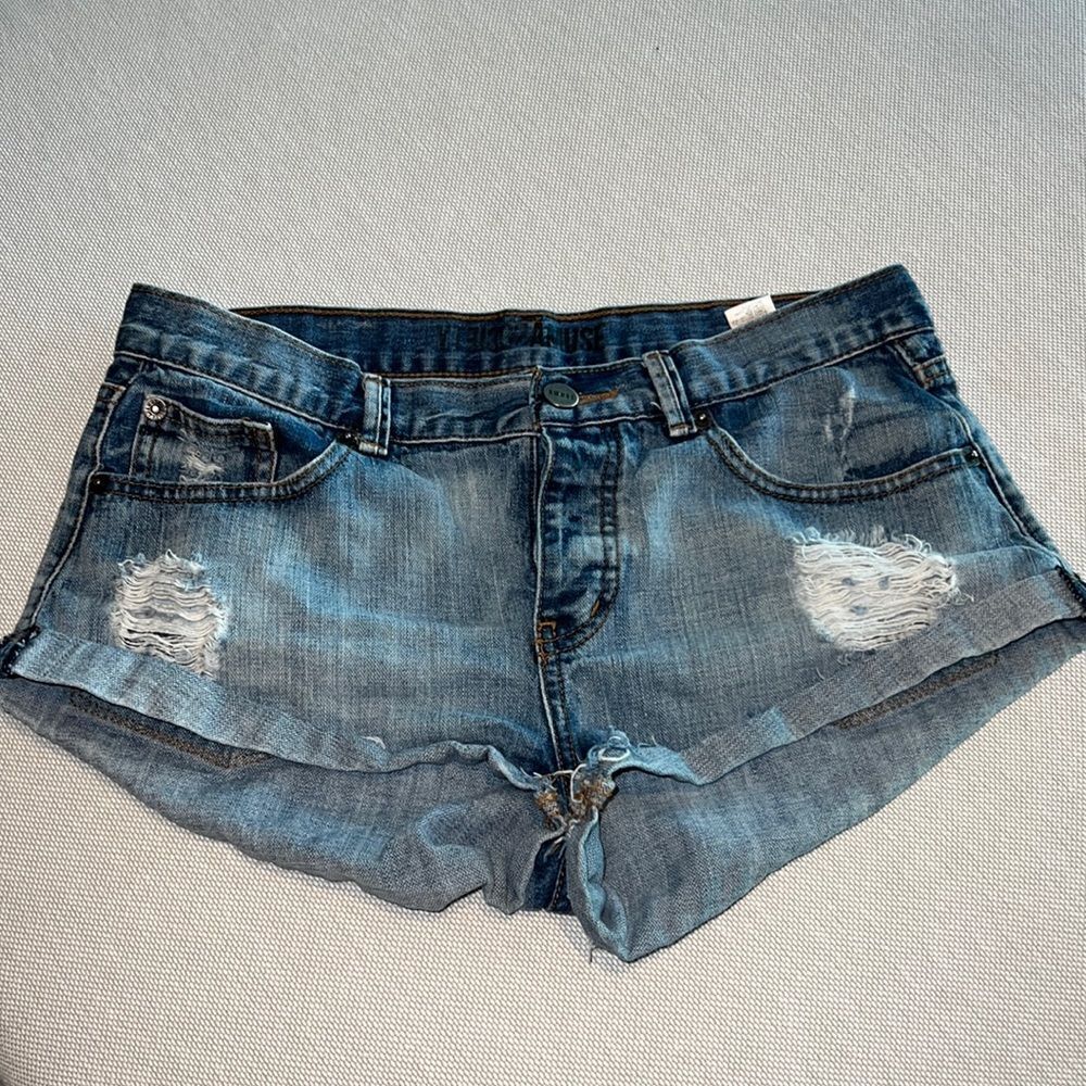 Amuse Society Beach Vida Bling Distressed Rolled Hem Jean Denim Shorts 27